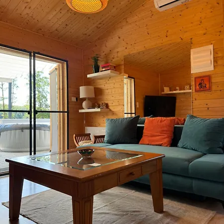 Holiday home Domek Nad Jeziorem Prusim